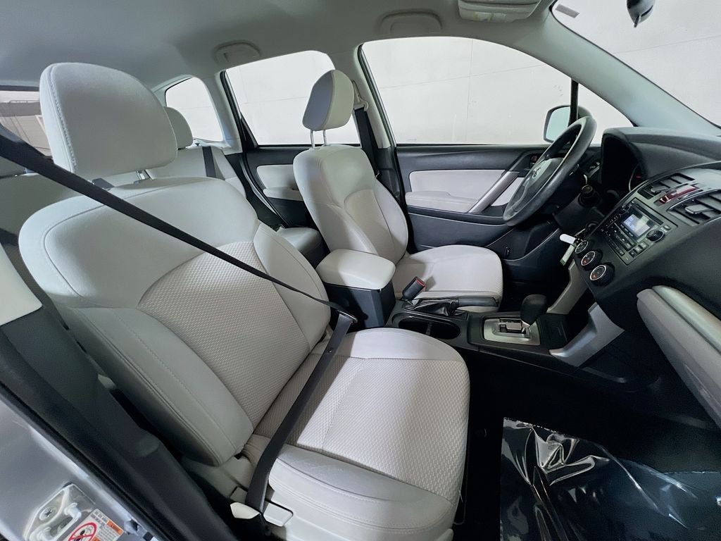 2015 Subaru Forester 2.5i