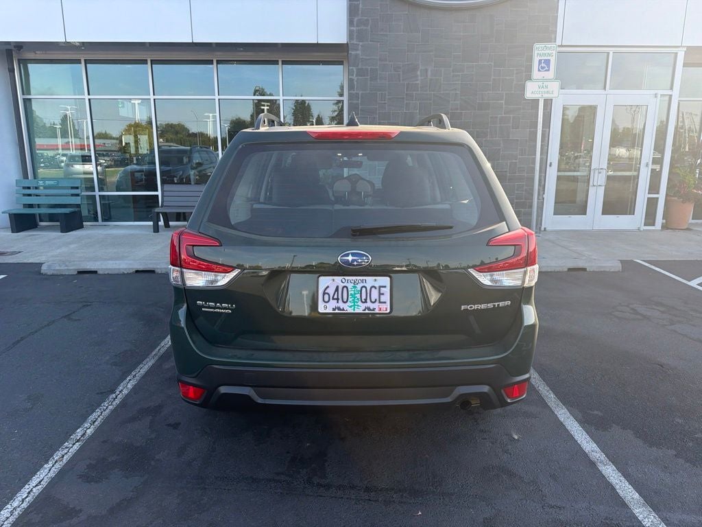 2024 Subaru Forester Base