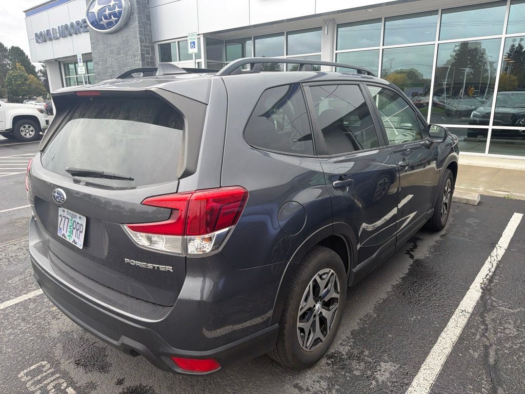 2023 Subaru Forester Premium