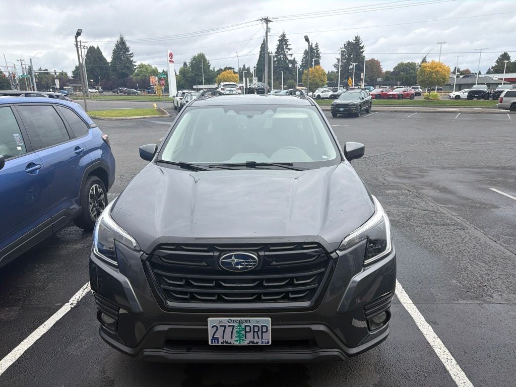 2023 Subaru Forester Premium
