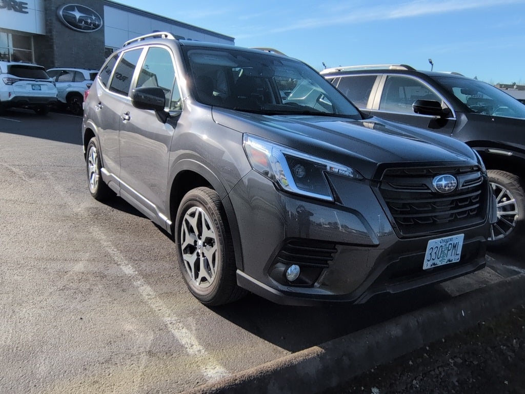 2023 Subaru Forester Premium