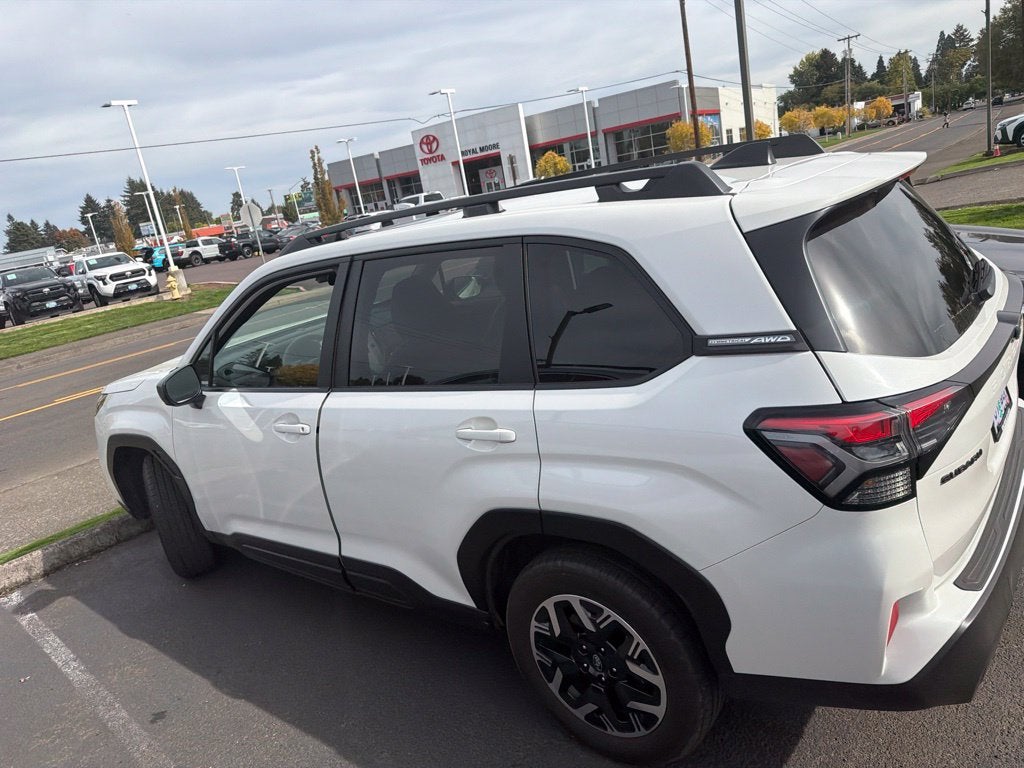 2025 Subaru Forester Premium