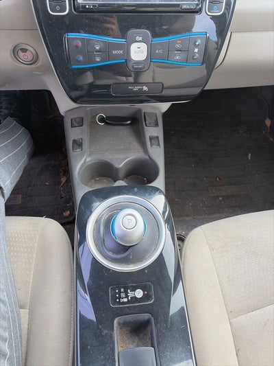 2011 Nissan Leaf SL