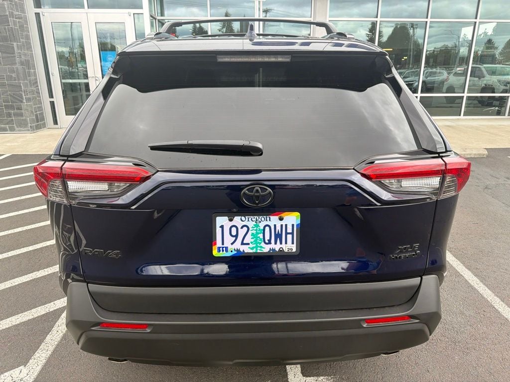2025 Toyota RAV4 Hybrid XLE