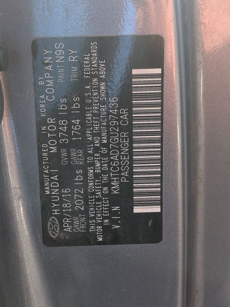 2016 Hyundai Veloster Base