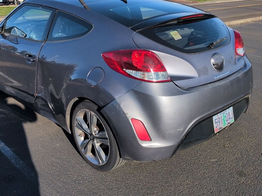 2016 Hyundai Veloster Base