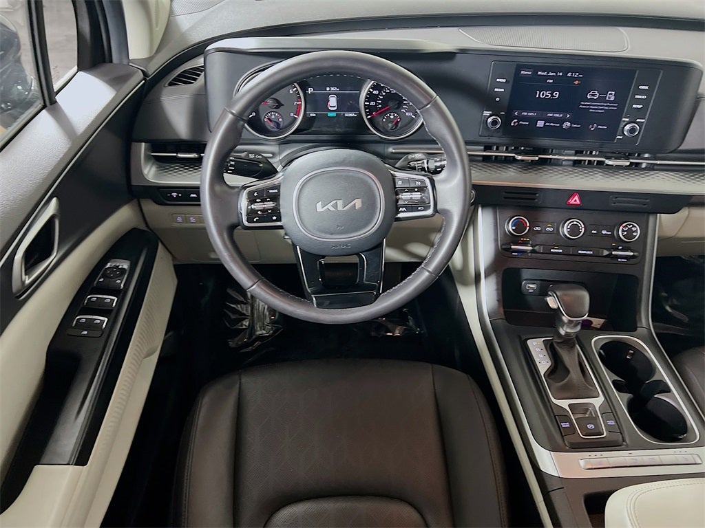 2024 Kia Carnival LX