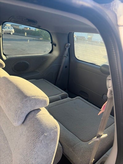 2005 Kia Sedona LX