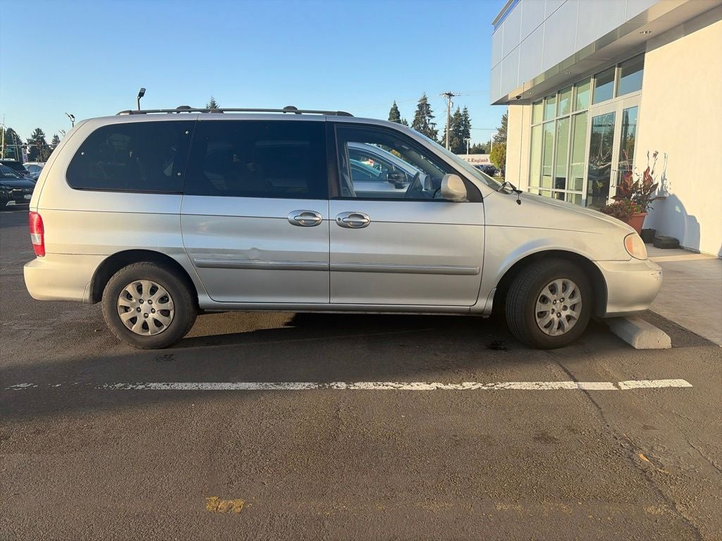 2005 Kia Sedona LX