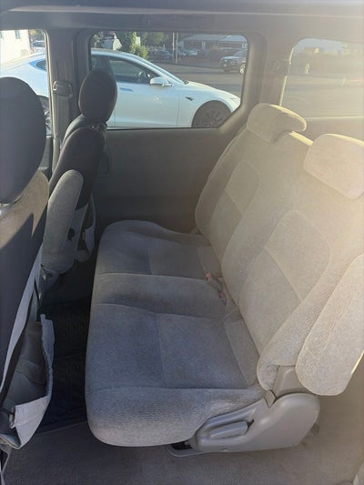 2005 Kia Sedona LX