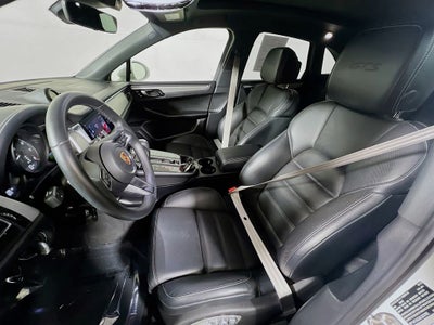 2024 Porsche Macan GTS