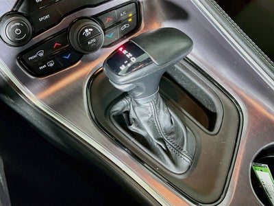 2017 Dodge Challenger SXT
