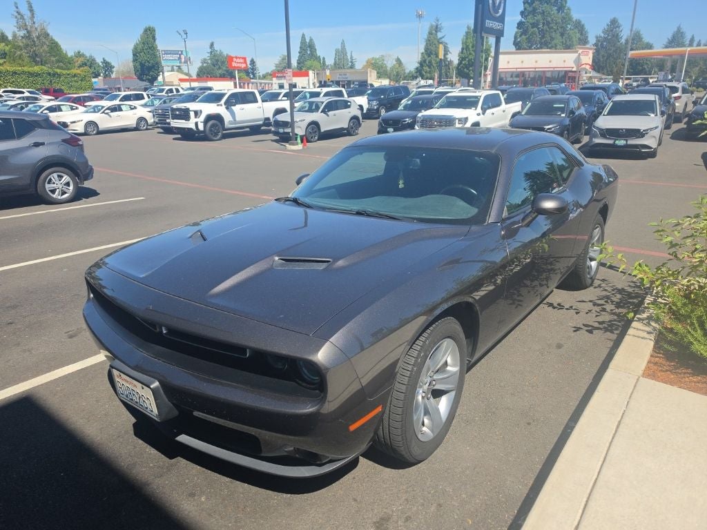 2017 Dodge Challenger SXT