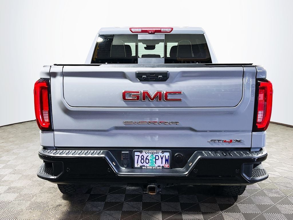 2024 GMC Sierra 1500 AT4X