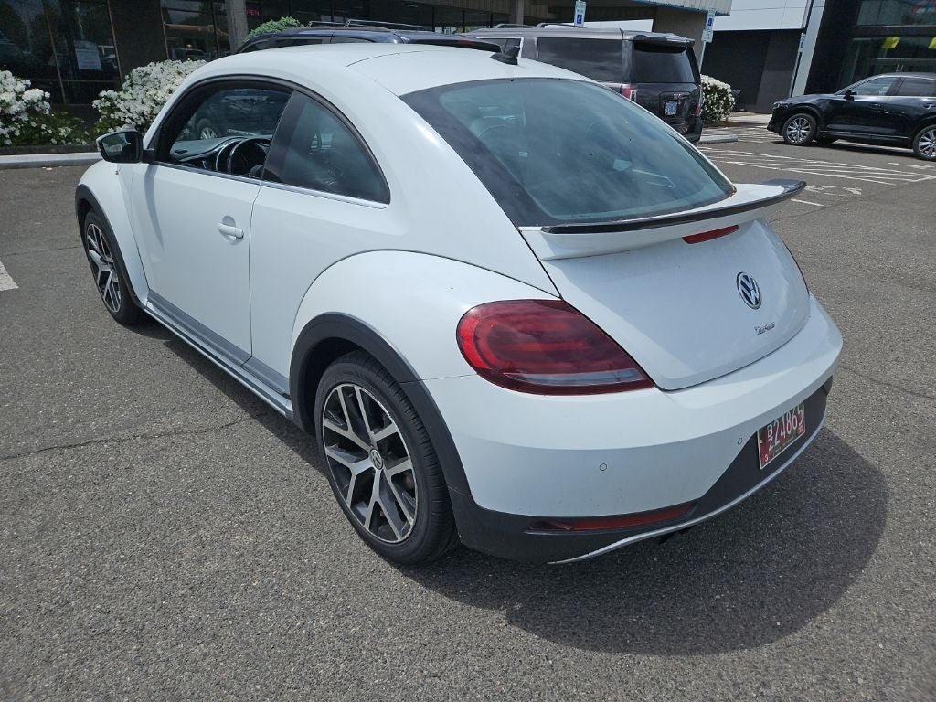 2016 Volkswagen Beetle 1.8T Dune