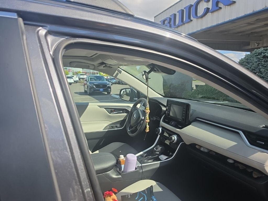 2021 Toyota RAV4 Hybrid XLE Premium