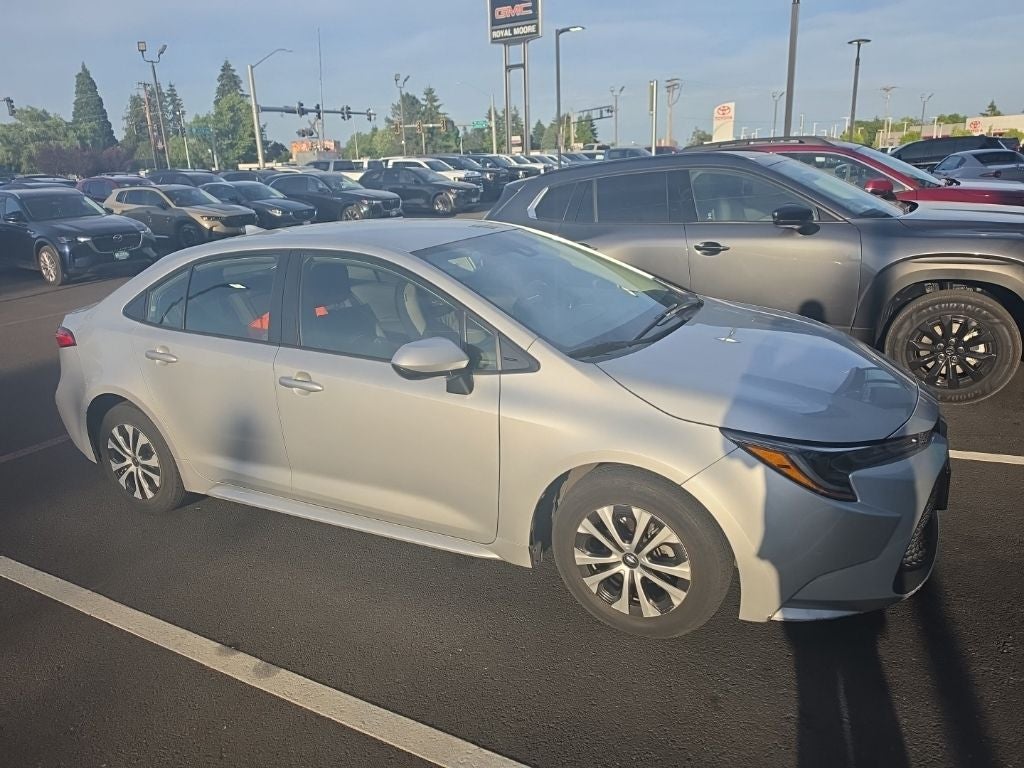 2022 Toyota Corolla Hybrid LE