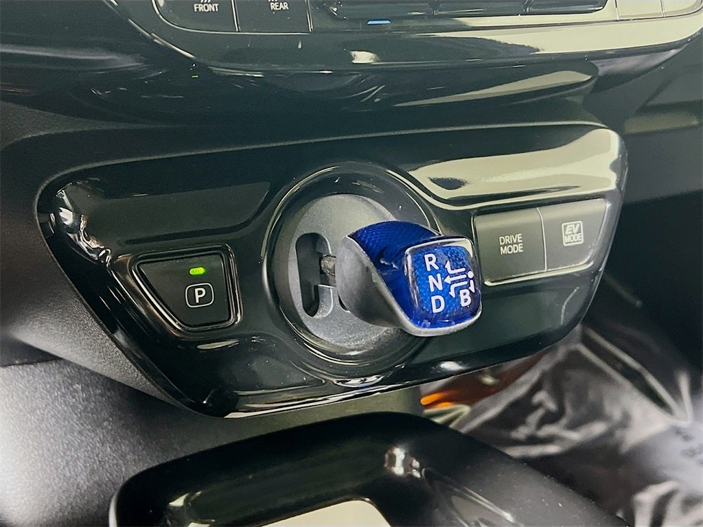 2016 Toyota Prius Three