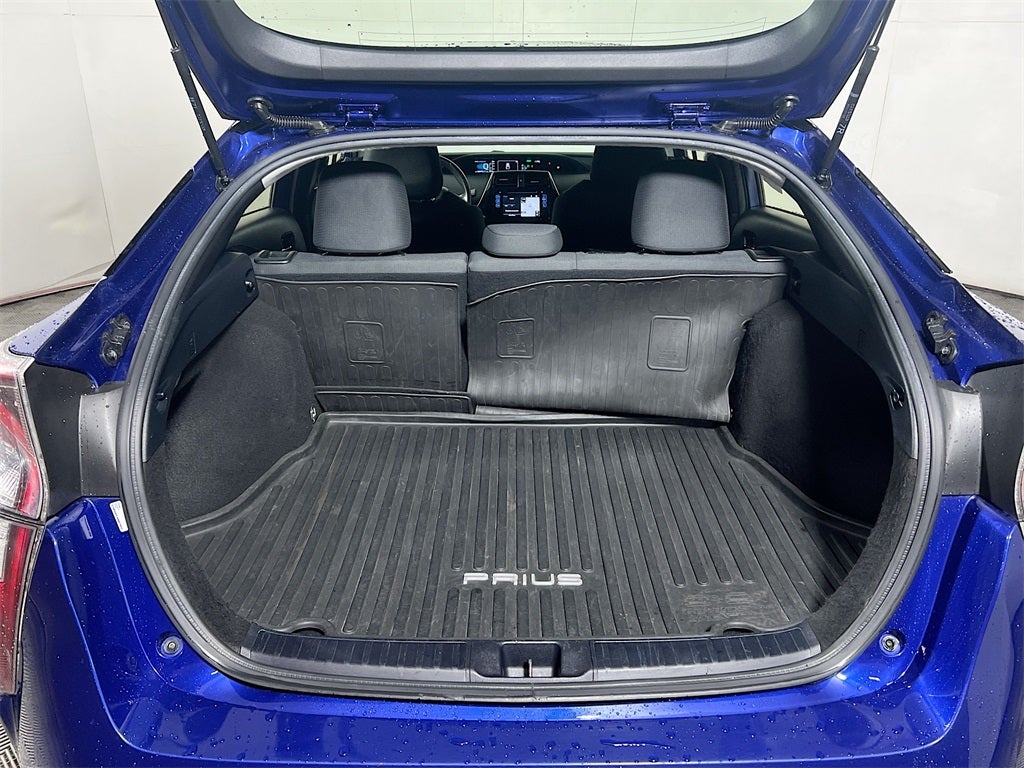 2016 Toyota Prius Three