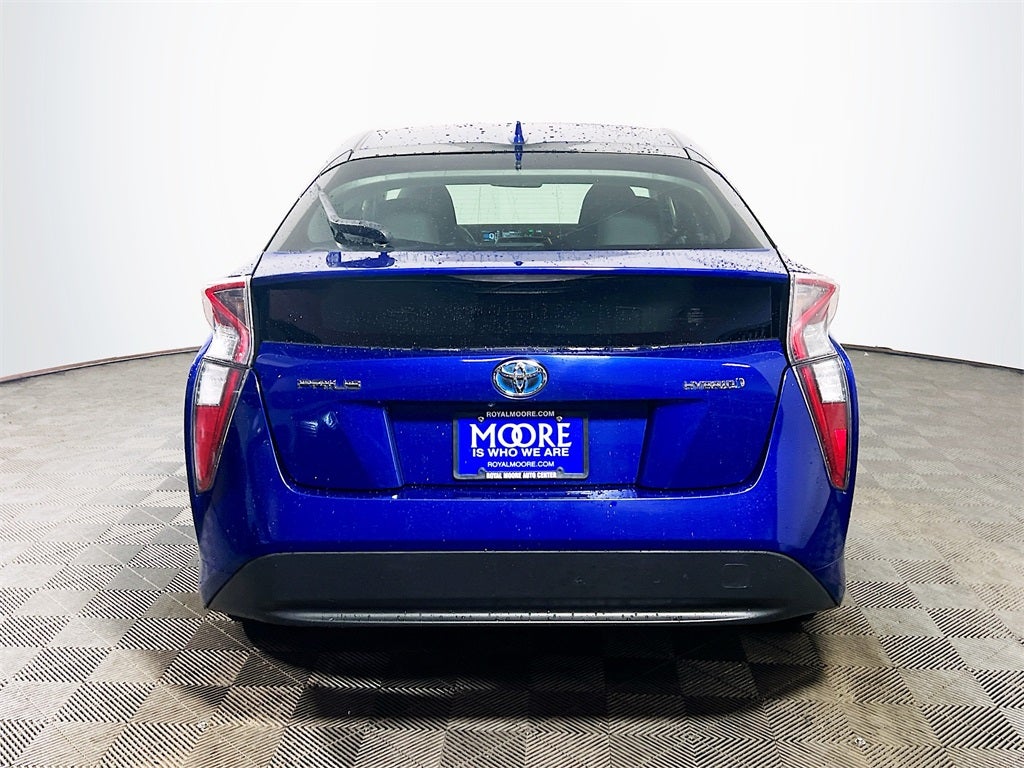 2016 Toyota Prius Three