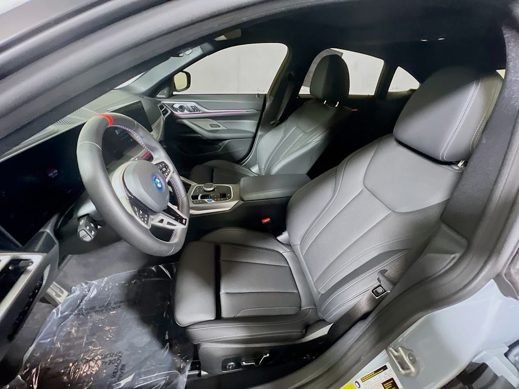 2025 BMW i4 M50