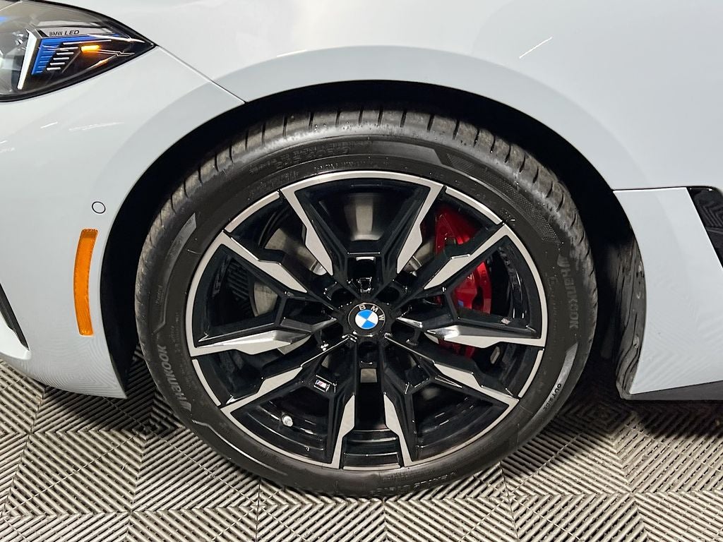 2025 BMW i4 M50