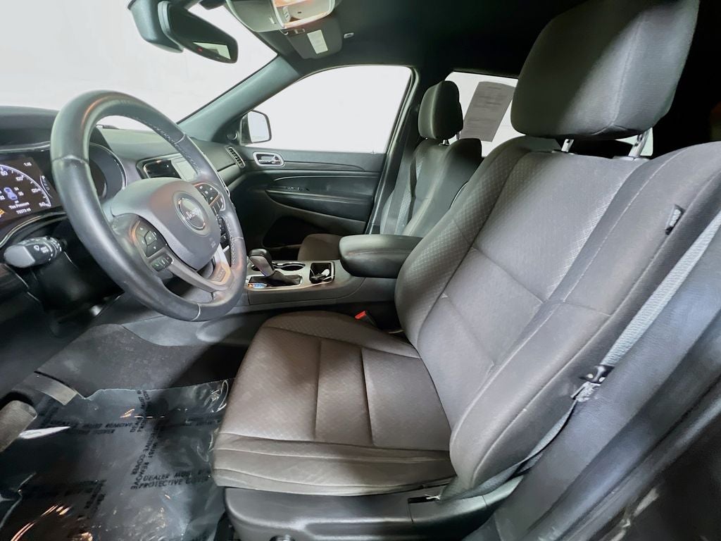 2019 Jeep Grand Cherokee Laredo E