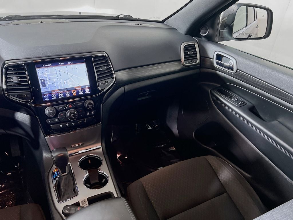 2019 Jeep Grand Cherokee Laredo E