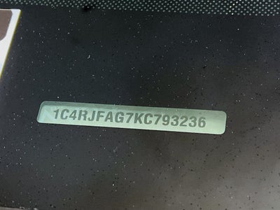 2019 Jeep Grand Cherokee Laredo E