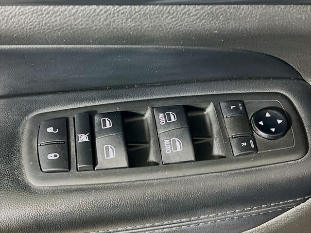 2019 Jeep Grand Cherokee Laredo E