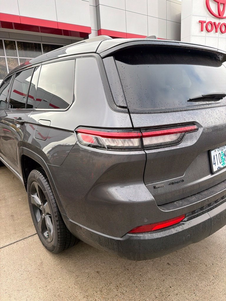 2023 Jeep Grand Cherokee L Altitude