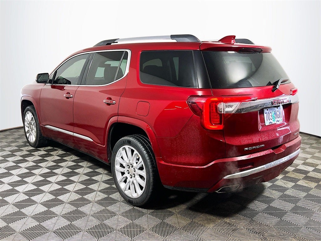 2020 GMC Acadia Denali