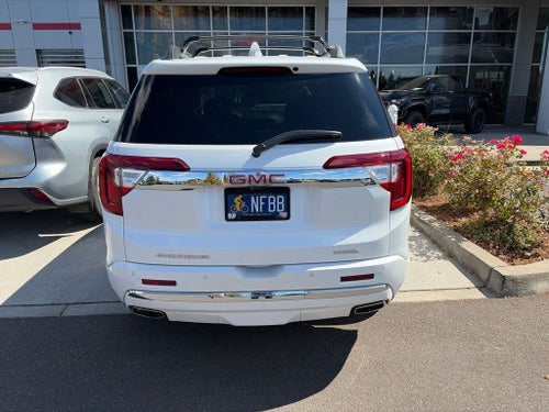 2023 GMC Acadia Denali