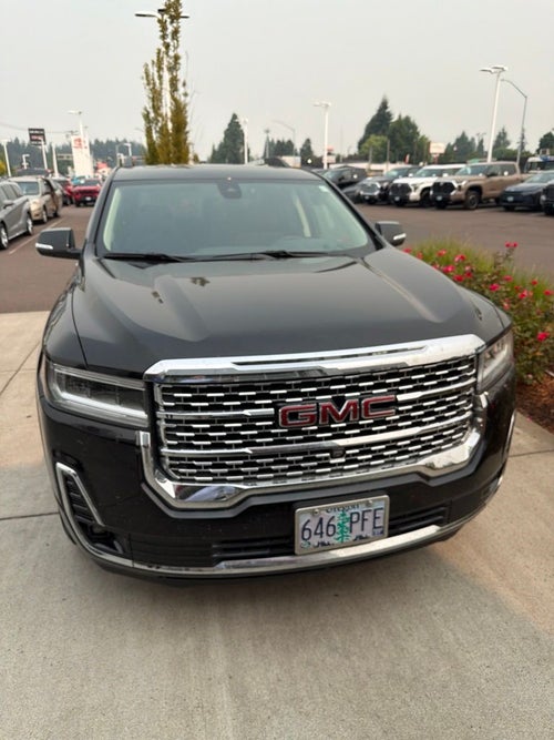 2023 GMC Acadia Denali