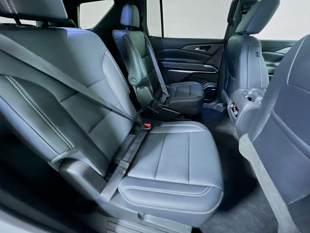 2025 Chevrolet Traverse LT 2LT