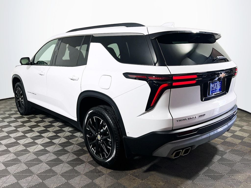 2025 Chevrolet Traverse LT 2LT