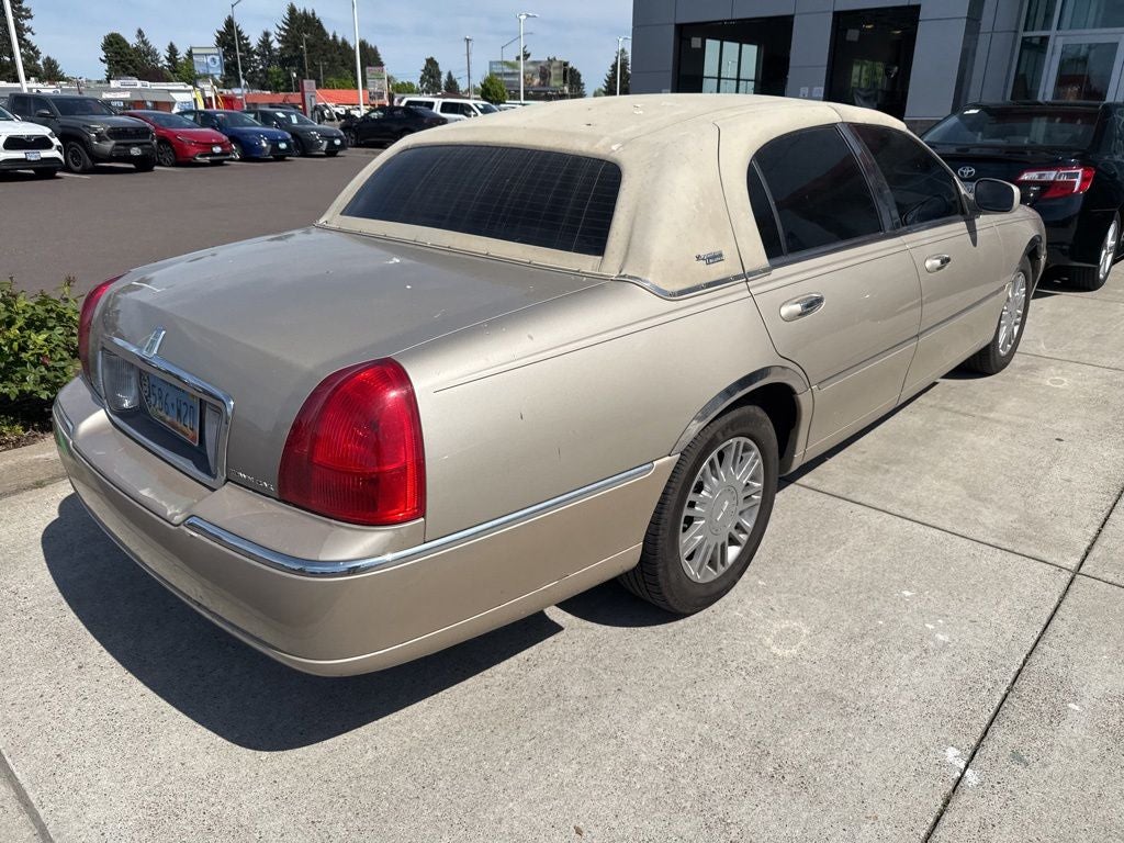 2007 Lincoln Town Car Signature Limited