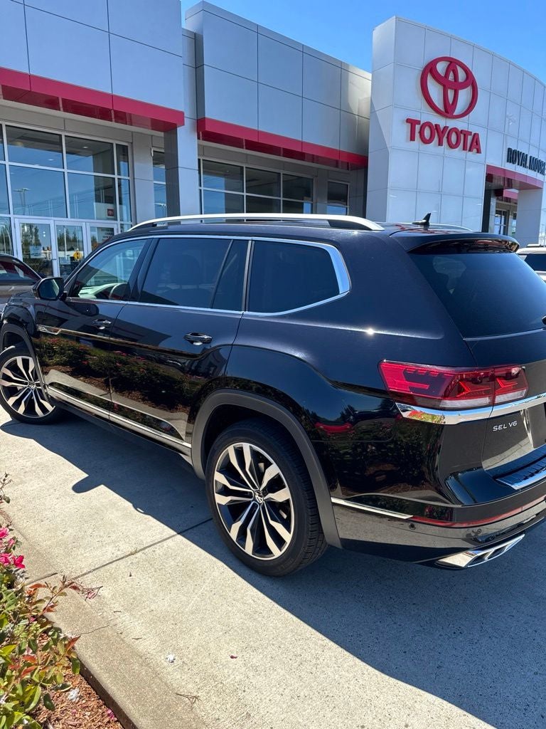 2022 Volkswagen Atlas 3.6L V6 SEL Premium R-Line