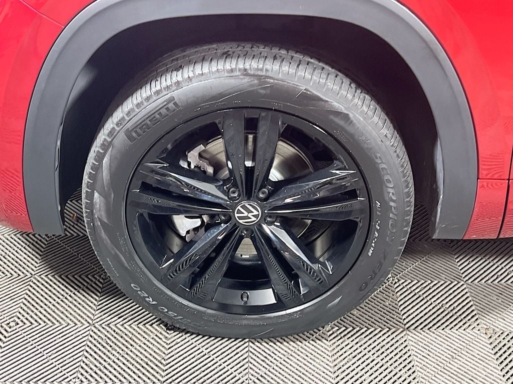 2022 Volkswagen Atlas 3.6L V6 SEL R-Line