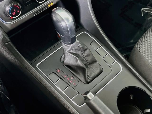 2014 Volkswagen Passat 1.8T S