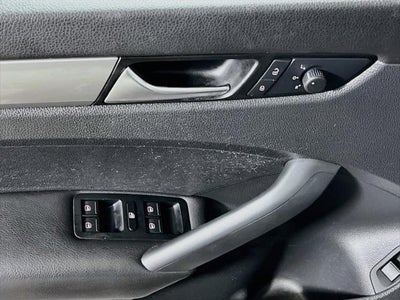 2014 Volkswagen Passat 1.8T S