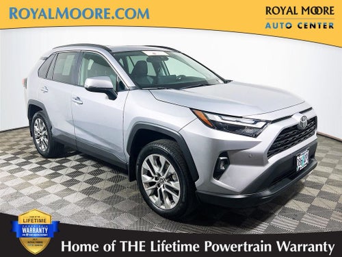 2025 Toyota RAV4 XLE Premium