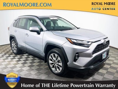 2025 Toyota RAV4 XLE Premium
