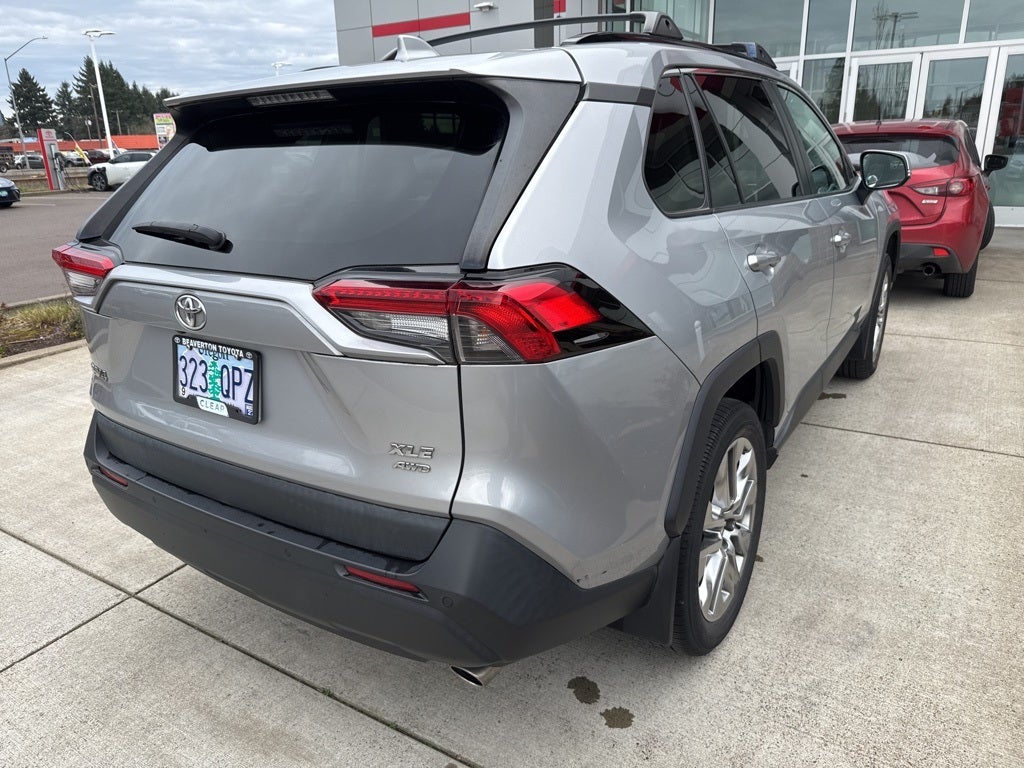 2019 Toyota RAV4 XLE Premium