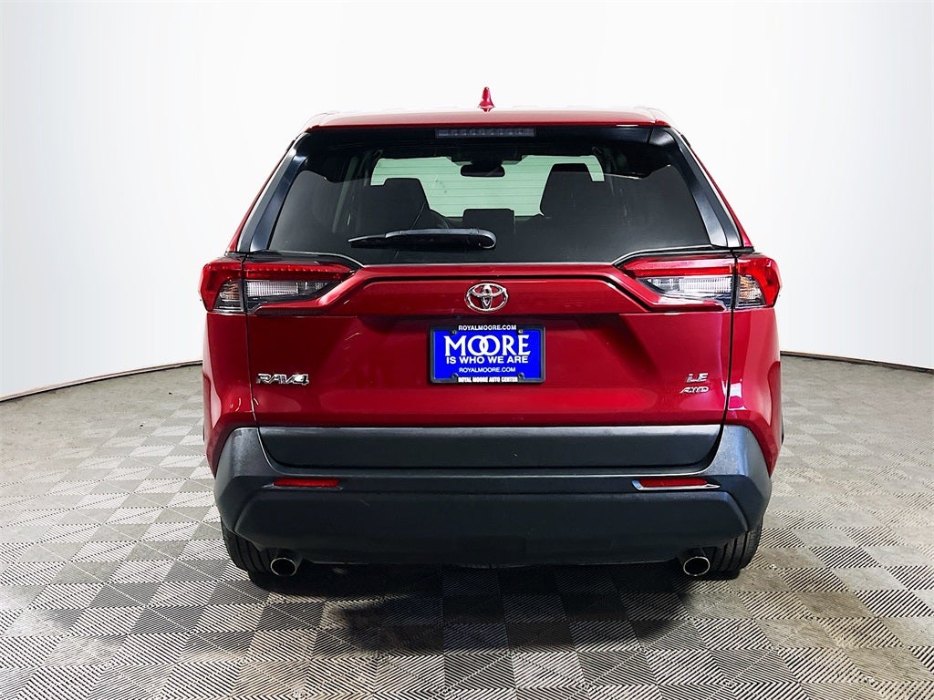 2024 Toyota RAV4 LE