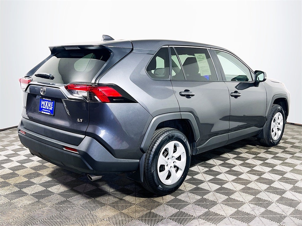 2023 Toyota RAV4 LE