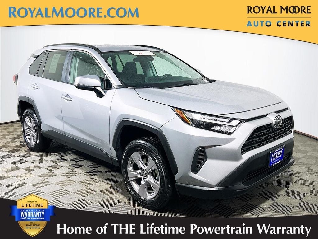 2025 Toyota RAV4 XLE