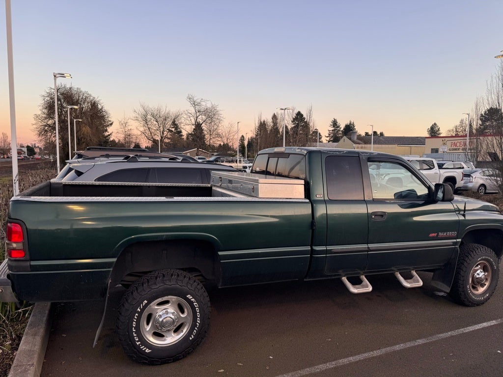 2001 Dodge Ram 2500 4dr Quad Cab 155" WB HD 4WD