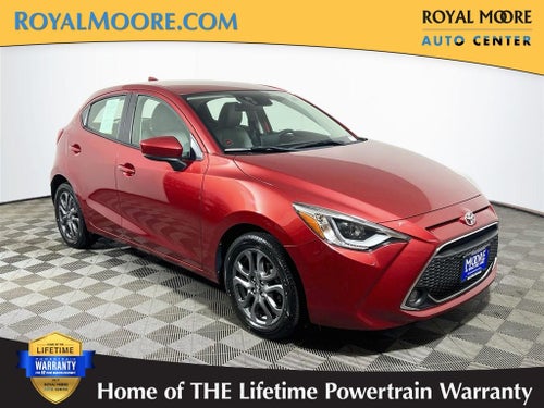 2020 Toyota Yaris XLE