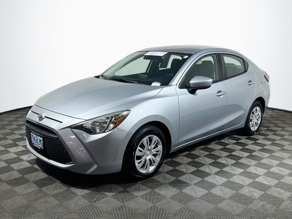 2019 Toyota Yaris L